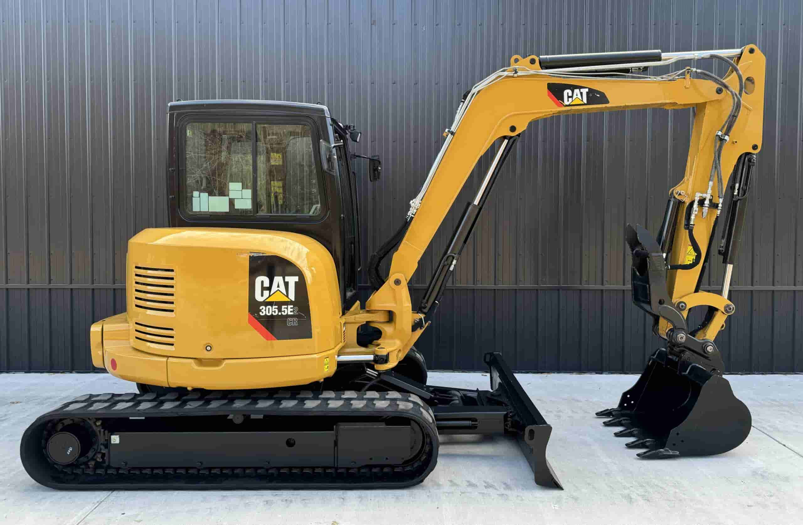 2019 CAT 305.5E2
